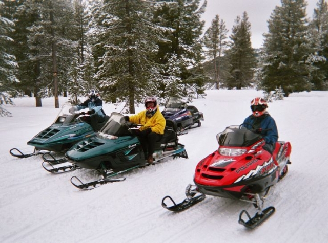 Itinerario en moto de nieve para todos